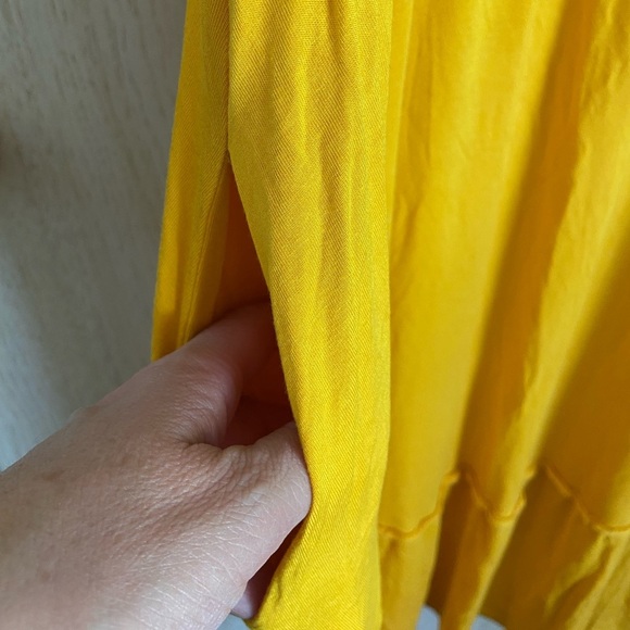 J Jason Wu Knit Midi Dress w/ Shirred Hem Detail Gold Sunflower Yellow Sz Med - Picture 5 of 14